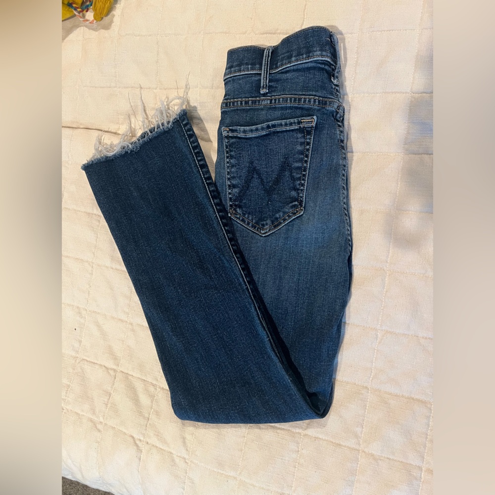 MOTHER jeans THE HUSTLER ANKLE FRAY in Teaming Up 26
